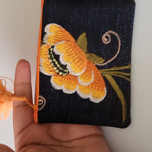 Handmade Cotton Purse - Picture 4 of 5